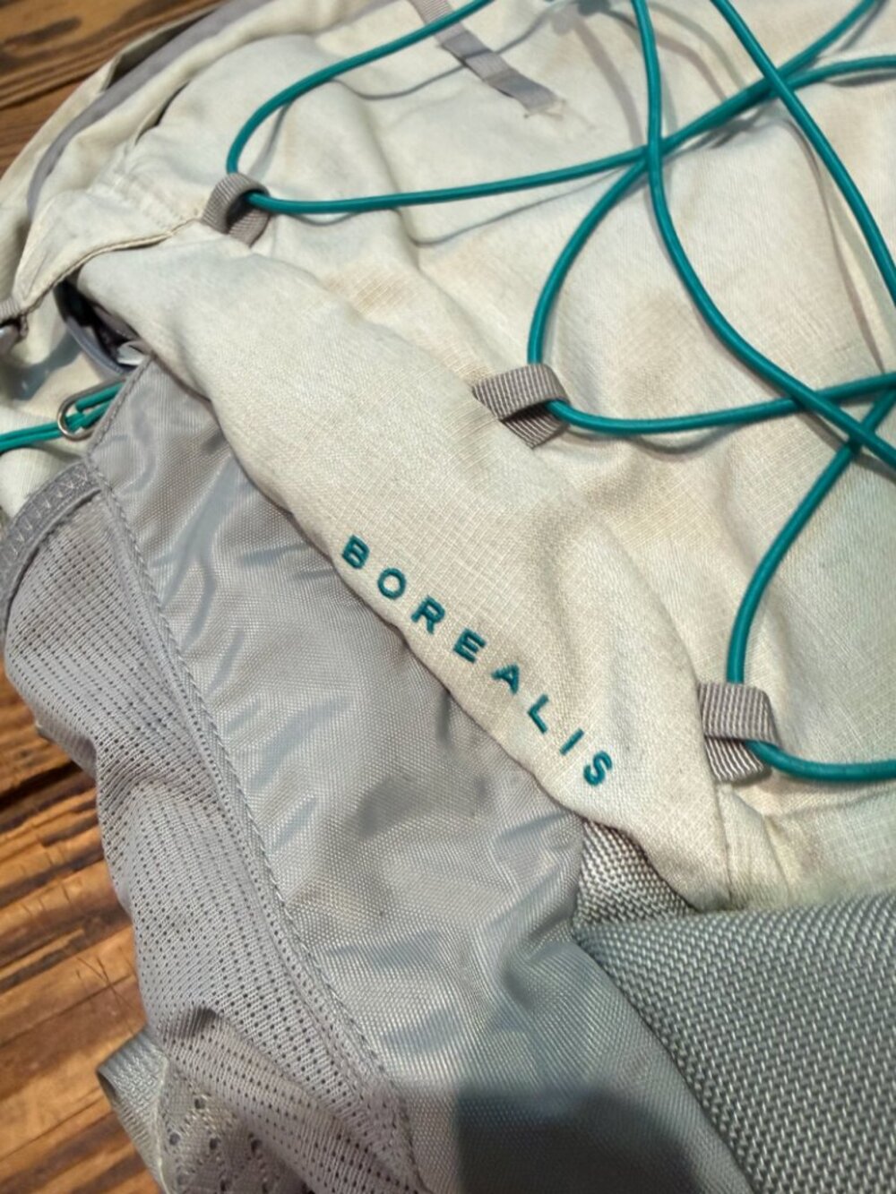The North Face Borealis Flex Vent Backpack Book Bag Laptop Gray Teal Hiking - Picture 2 of 15